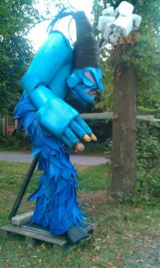 sculptuur uit recycled materiaal